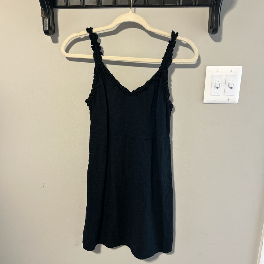 Chic Black Ruffled Dress
